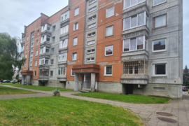 Parduodamas 1 kamb. butas su holu 43,62 kv.m., 5/5a. (aukštas nepaskutinis dar yra techninis aukštas