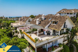 Duplex penthouse apartamentas su bendru baseinu, Malaga provincijoje, Marbella mieste, Nueva Andaluc