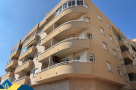 Apartamentas su terasa, Alicante provincijoje, Torrevieja mieste, Playa del Cura rajone. 4 kambariai