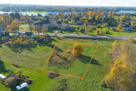Molėtų r., Inturkėje, parduodamas 35 a namų valdos sklypas
