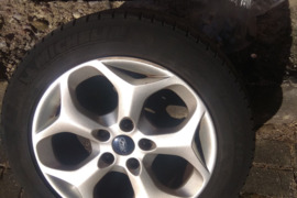 Ford , Lieti ratlankiai, R-16