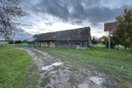 Parduodama sodyba su 0,70 ha žemės sklypu netoli Mažeikių