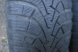 Goodyear Ultragrip, Universalios padangos
