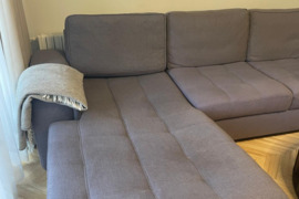 Svetainės sofa su miegamąja vieta