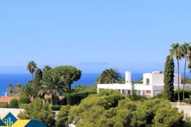 Apartamentas su bendru baseinu, Malaga provincijoje, Marbella mieste, Rytų Marbella rajone. 3 kambar