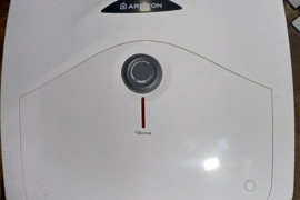 Vandens šildytuvas (boileris) ARISTON