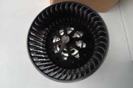 1K1819015C; 1K1819015E; 1K1820015; 1K1820015A; Pečiuko ventiliatorius/ putikas 1K1819015C; Volkswage