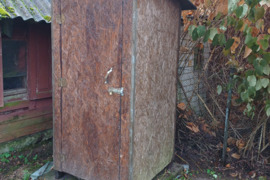 Medinis lauko tualetas Molėtų rajone 170 eur.