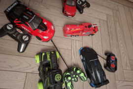 Žaislai su pulteliu