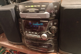 PANASONIC, CENTRAS, 5CD-VEIKIA,FM,AUX, MC,BLUETOOTH