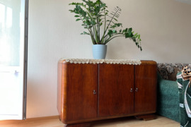 Parduodamas senovinis bufetas