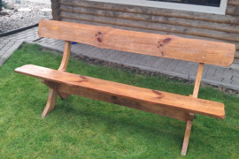 Parduodami du suolai + lentyna