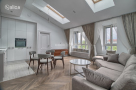 3 kamb. butas Vilnius, Naujamiestis, Dainavos g.