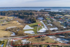 SKUBEI  PARDUODAMAS SKLYPAS PRIE PLATELIŲ EŽERO!