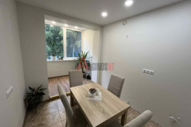 2 kamb. butas Neringos sav., Juodkrantė, Gintaro Įlankos g.