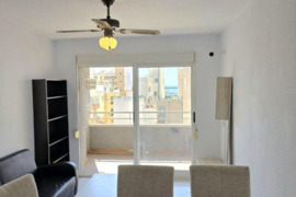 Apartamentas su balkonu, Alicante provincijoje, Torrevieja mieste. 2 kambariai | 57 m² | 200 metrų i