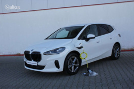 BMW 225