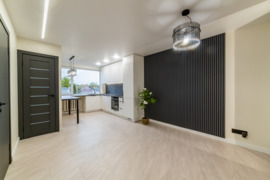 PARDUODAMAS NAUJAI SUREMONTUOTAS, PUIKAUS IŠPLANAVIMO 3 KAMBARIŲ BUTAS ŠIAULIUOSE, VILNIAUS G.