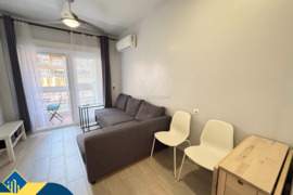 Renovuota studija su terasa, Alicante provincijoje, Torrevieja mieste, Playa de los Locos rajone. 1 