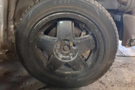 VOLSWAGEN R16 RATLANKIAI BORBET SU DEMISEZONINĖMIS PADANGOMIS