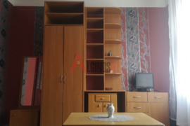 Kambarys bendrabutyje be bendrų patalpų