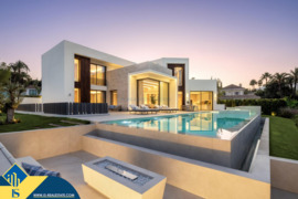 Vila su privačiu baseinu, Malaga provincijoje, Marbella mieste, Nueva Andalucia rajone. 6 kambariai 