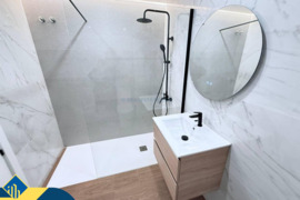 Renovuotas namas su bendru baseinu, Alicante provincijoje, Torrevieja mieste, La Mata rajone. 3 kamb