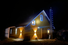 Parduodami 2 namai Druskininkuose 3 garažai ir 3 klasikiniai automobiliai kartu