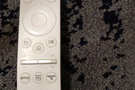 Samsung Frame Tv 2020 ir jo dalys