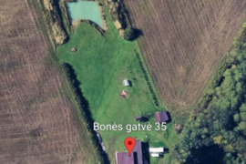 Parduodamas 0,91 ha sklypas su vieno aukšto mūriniu namu Katkų k