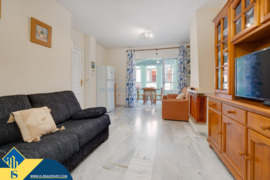 Apartamentas su bendru baseinu, Alicante provincijoje, Torrevieja mieste, Playa de los Locos rajone.