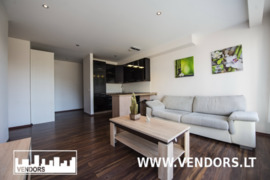 PARDUODAMAS BUTAS ŽEMUTINIUOSE KANIŪKUOSE, ĮKALNĖS AKLG.