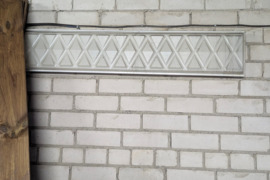 4 sieninės lempos, šviestuvai garažui ar dirbtuvėm