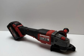 Milwaukee kampinis šlifuoklis