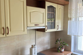 Parduodamas 2 kamb. butas Naujakiemio g., 47 kv.m., 5/5a. Renovuotas namas. 