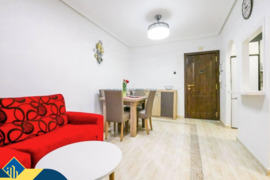 Apartamentas su terasa, Alicante provincijoje, Torrevieja mieste. 3 kambariai | 64 m² | 350 metrų ik