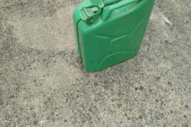 KANISRAS, BIDONAS-NAUDOTI