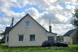 Namas Panevėžio r. sav., Užunevėžiai, Tylos g.