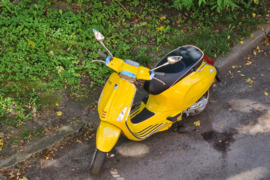 Piaggio Vespa, Motoroleris - Mopedas