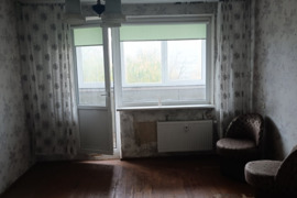 Debreceno g. arti Taikos pr. parduodamas 1 kambario butas