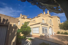 Namas su terasa, Alicante provincijoje, Torrevieja mieste, La Mata rajone. 4 kambariai | 102 m² | 1.