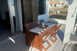 Renovuotas apartamentas su bendru baseinu, Alicante provincijoje, Orihuela Costa mieste. 3 kambariai