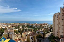 Apartamentas su bendru baseinu, Alicante provincijoje, Torrevieja mieste, Playa de los Locos rajone.