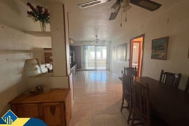 Apartamentas su bendru baseinu, Alicante provincijoje, Torrevieja mieste, Playa del Acequión rajone.