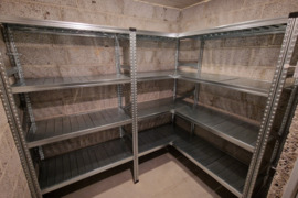 Sandeliukas su stelazais. Nuoma arba pardavimas