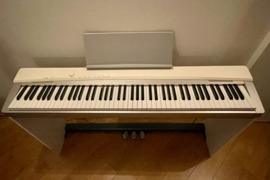Casio Privia PX-130 88 klavišų skaitmeninis pianinas 