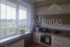 Parduodamas 2 kamb. butas su dideliu HOLU Varpų g.,