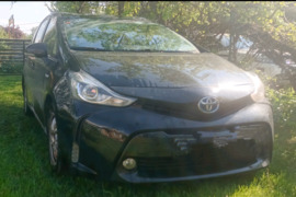 Parduodu Toyota Prius Plius 2017 m.7 vetu.
