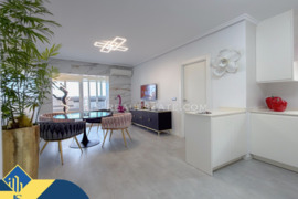 Renovuotas penthouse apartamentas su terasa, Alicante provincijoje, Torrevieja mieste, Playa del Cur