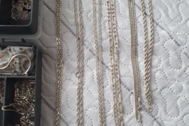 Parduosiu sidabro grandineles